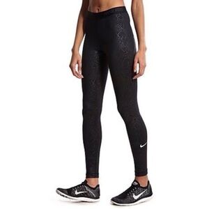 Nike Women's Black Patterned Leggings